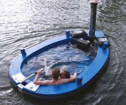 Barco bañera de hidromasaje