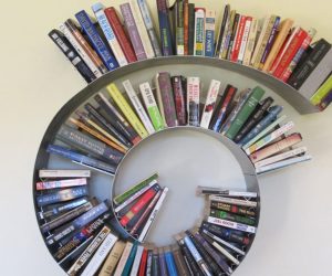 Estantería para libros en espiral