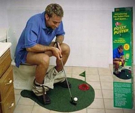 Mini golf para inodoro
