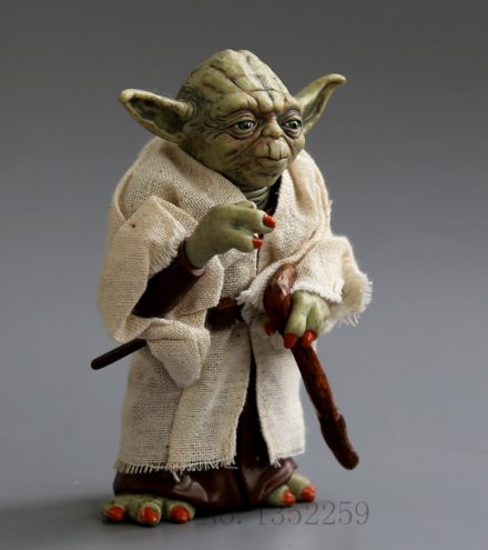 Figura del Maestro Yoda con todo detalle