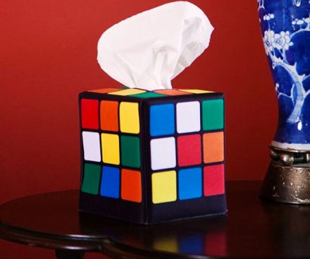 Cubo de Rubik porta pañuelos de papel