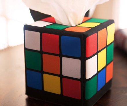 Cubo de Rubik cajita porta pañuelos de papel