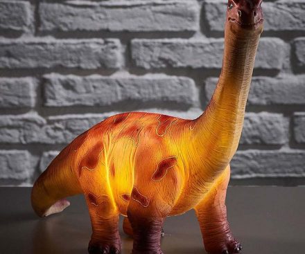 Lámparas de mesa de dinosaurio