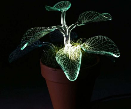 Lámpara de escritorio de planta en maceta
