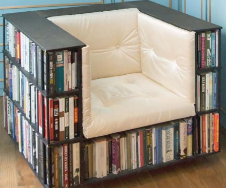 Silla mueble para libros