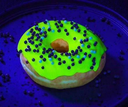 Donuts que brillan en la oscuridad