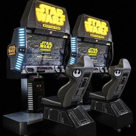 Máquina Recreativa Cápsula de Batalla de Star Wars
