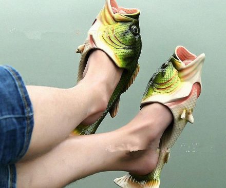 Sandalias con forma de pez