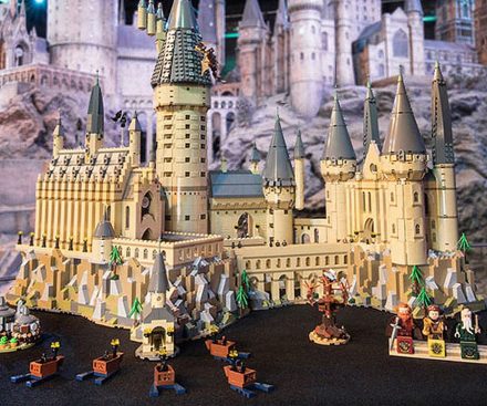 Castillo Hogwarts de LEGO