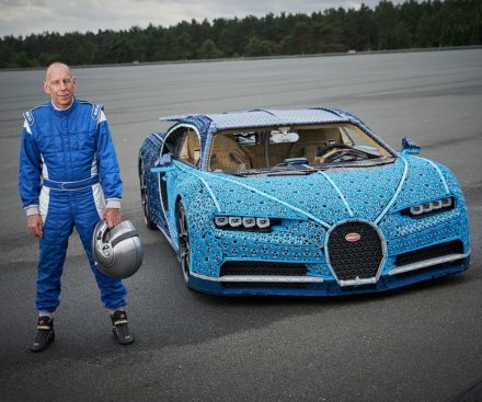 Bugatti Chiron manejable a tamaño real de LEGO